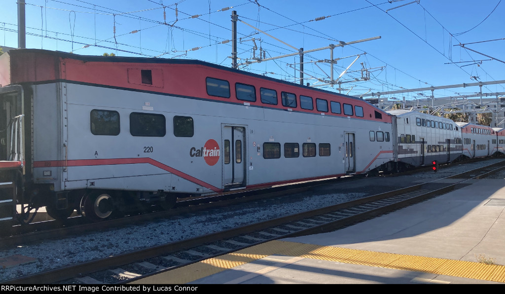 Caltrain 220